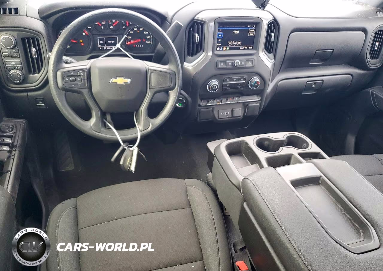 2026 Chevrolet Silverado K1500 Custom VIN:1GCRKBEK2TZ111169 - 8