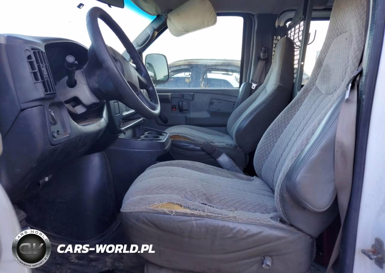 2005 GMC Savana G2500 VIN:1GTGG29V451259175 - 7