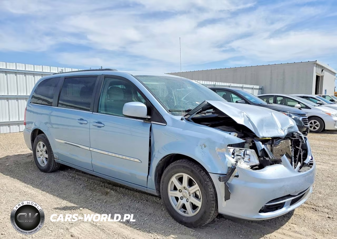 2013 Chrysler Town & Country Touring VIN:2C4RC1BG0DR519396 - 4