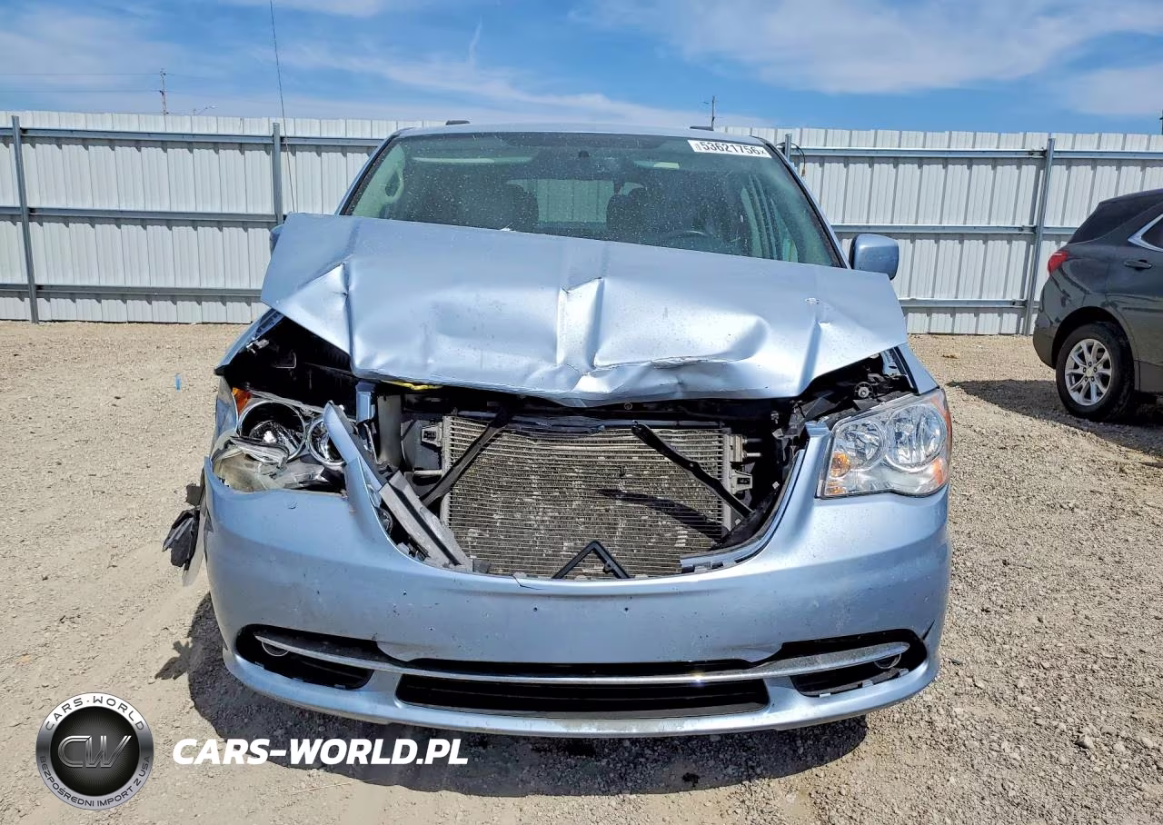 2013 Chrysler Town & Country Touring VIN:2C4RC1BG0DR519396 - 5