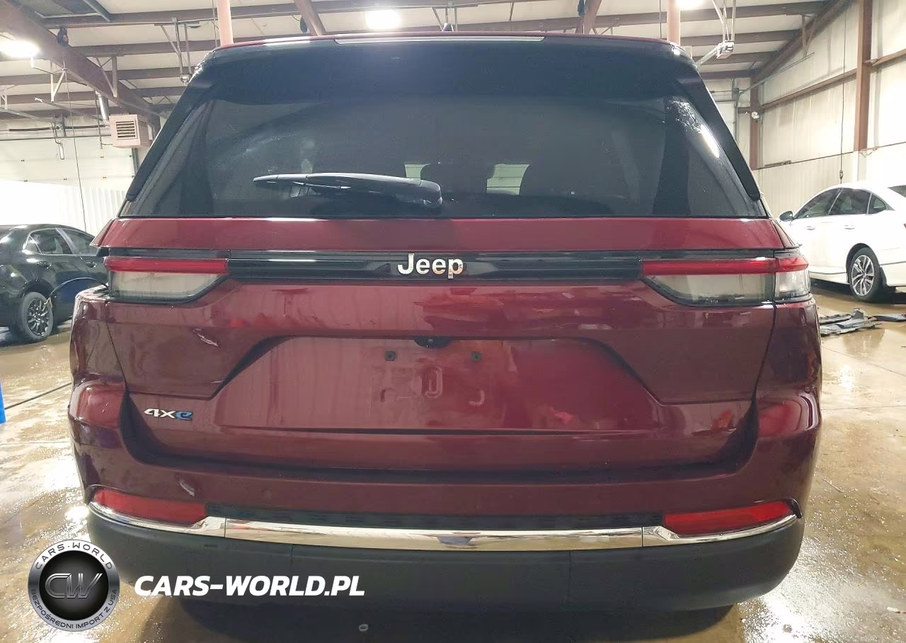 2023 Jeep Grand Cherokee Limited 4Xe VIN:1C4RJYB65PC649404 - 6