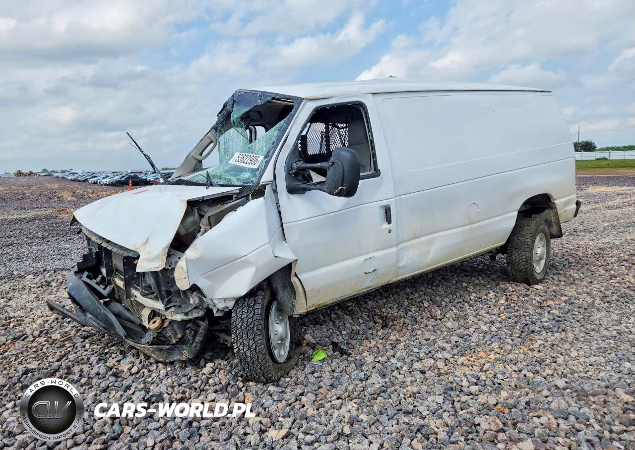 2014 Ford Econoline E150 Van – zdjęcie 1 z 13