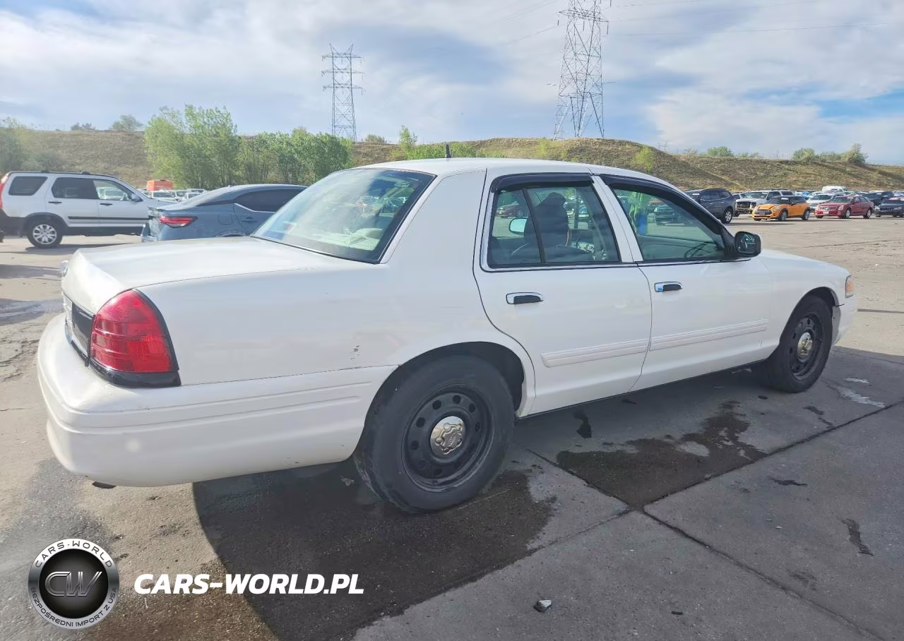 2008 Ford Crown Victoria Police Interceptor VIN:2FAFP71V78X166771 - 3