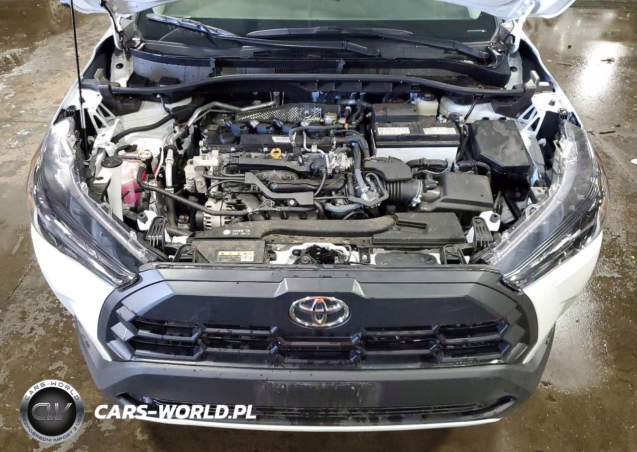 2026 Toyota Corolla Cross L VIN:7MUAAABG0TV150389 - 12