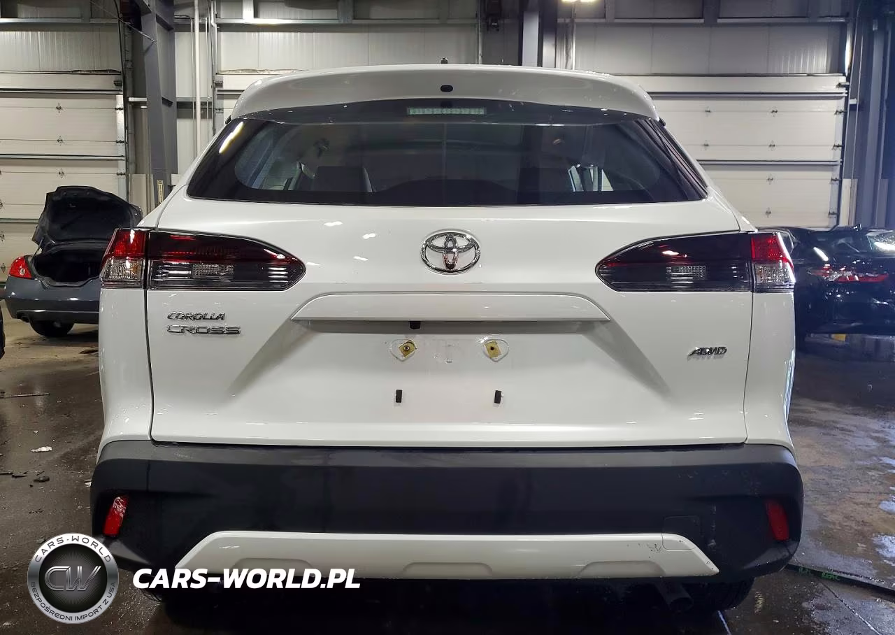 2026 Toyota Corolla Cross L VIN:7MUAAABG0TV150389 - 6
