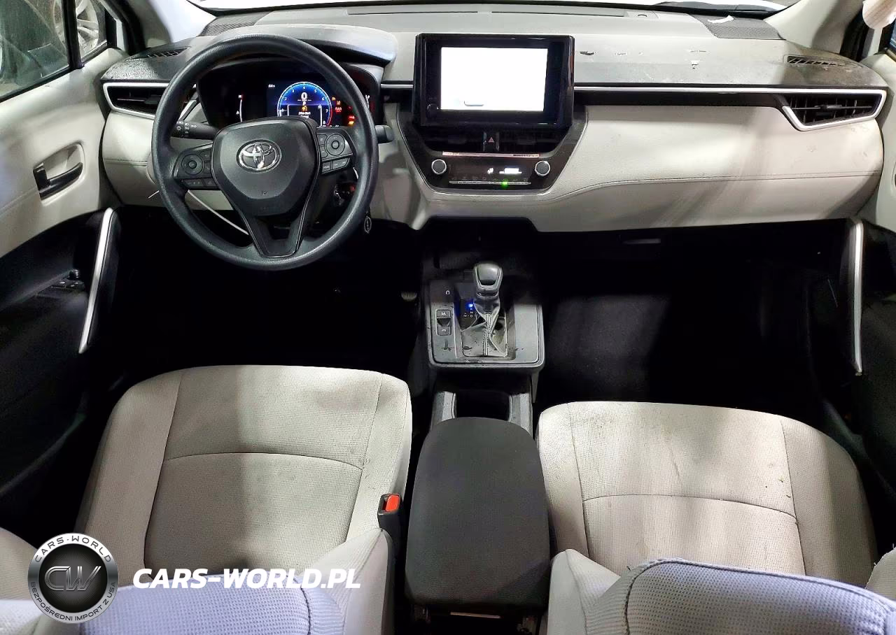 2026 Toyota Corolla Cross L VIN:7MUAAABG0TV150389 - 8