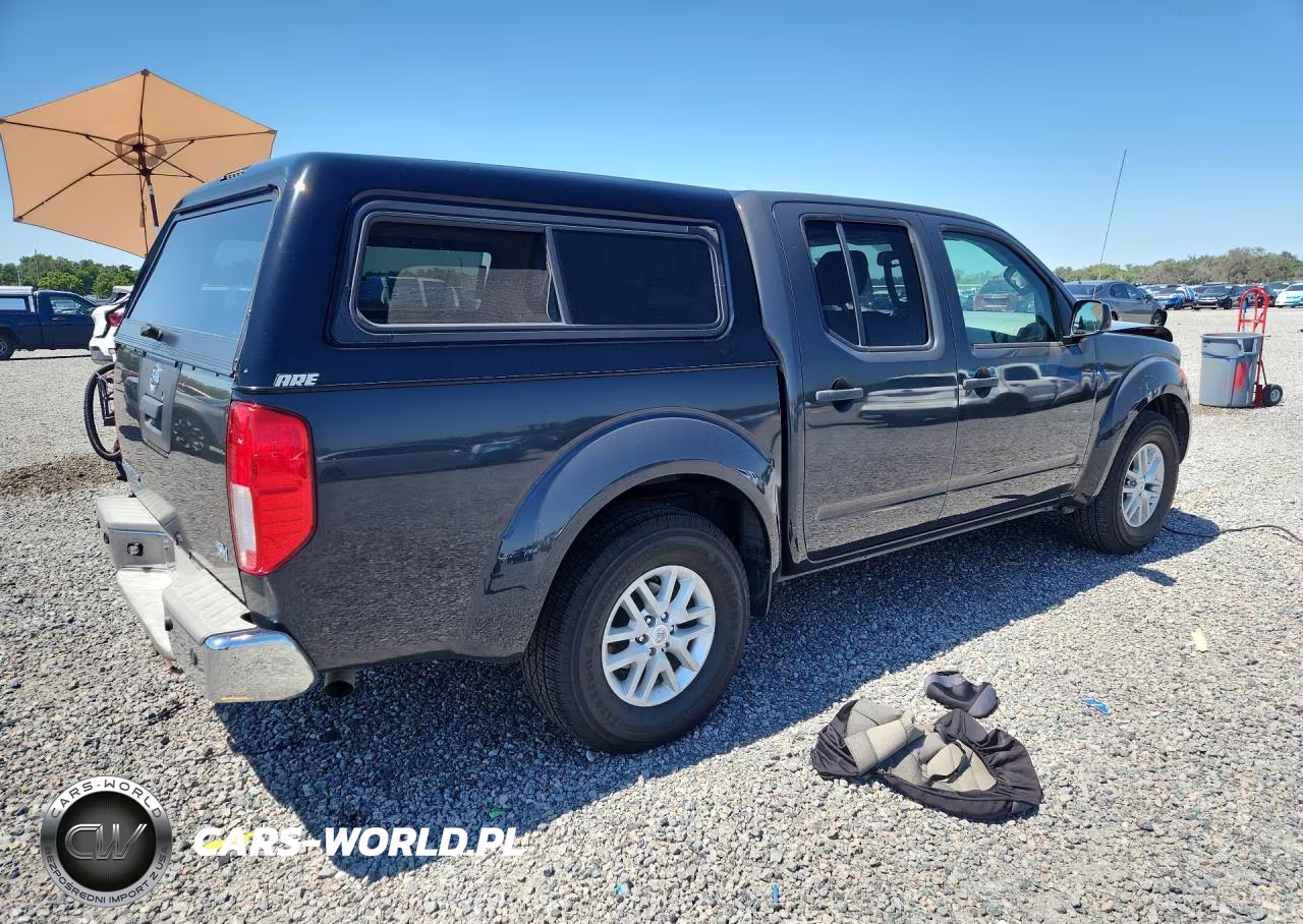 2015 Nissan Frontier S VIN:1N6AD0ER6FN756425 - 3