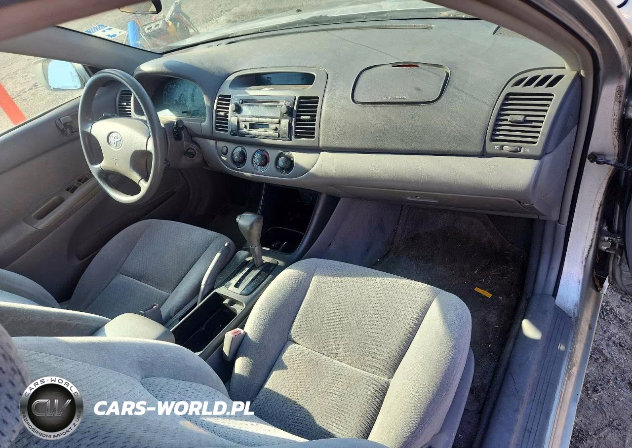 2003 Toyota Camry Le VIN:4T1BE32K23U215348 - 8