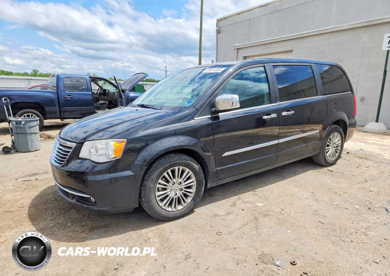 2013 Chrysler Town & Country Touring L – zdjęcie 1 z 13