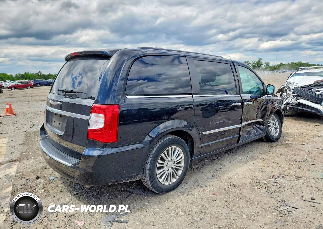 2013 Chrysler Town & Country Touring L VIN:2C4RC1CG7DR532211 - 3