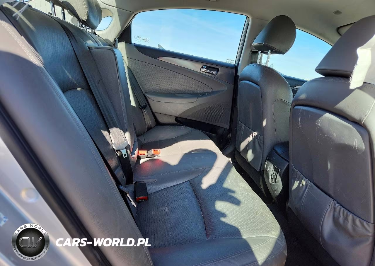 2013 Hyundai Sonata Hybrid VIN:KMHEC4A41DA098375 - 10