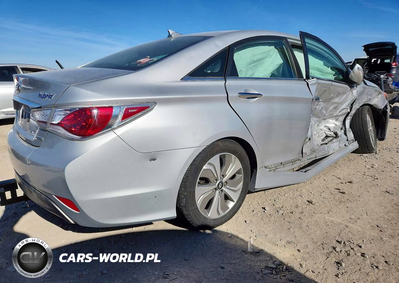 2013 Hyundai Sonata Hybrid VIN:KMHEC4A41DA098375 - 3