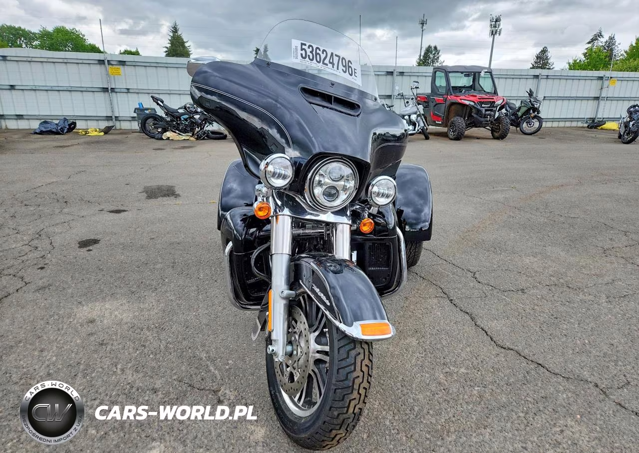 2017 Harley-Davidson Flhtcutg Tri Glide Ultra VIN:1HD1MAD19HB851049 - 2