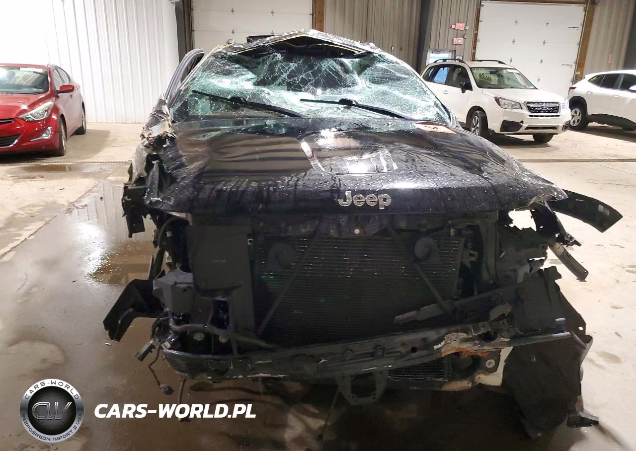 2020 Jeep Grand Cherokee Summit VIN:1C4RJFJG8LC110140 - 5
