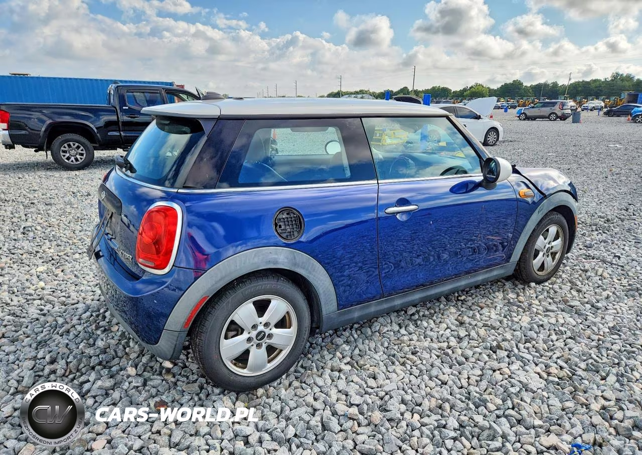 2016 Mini Cooper VIN:WMWXP5C53G3B14646 - 3