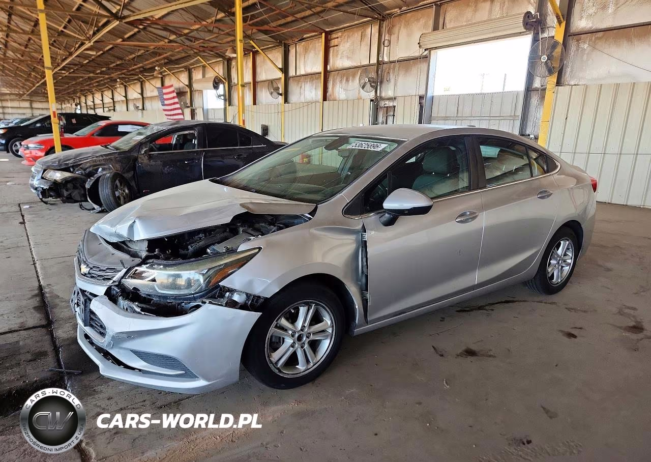 2017 Chevrolet Cruze Lt – zdjęcie 1 z 12