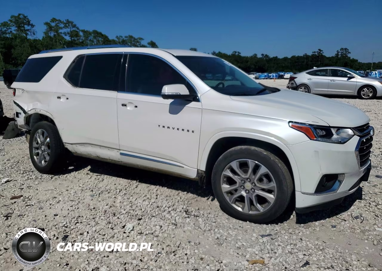 2020 Chevrolet Traverse Premier VIN:1GNERKKW2LJ122776 - 4
