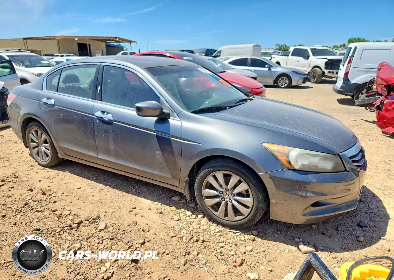 2012 Honda Accord Exl VIN:1HGCP3F81CA030390 - 4