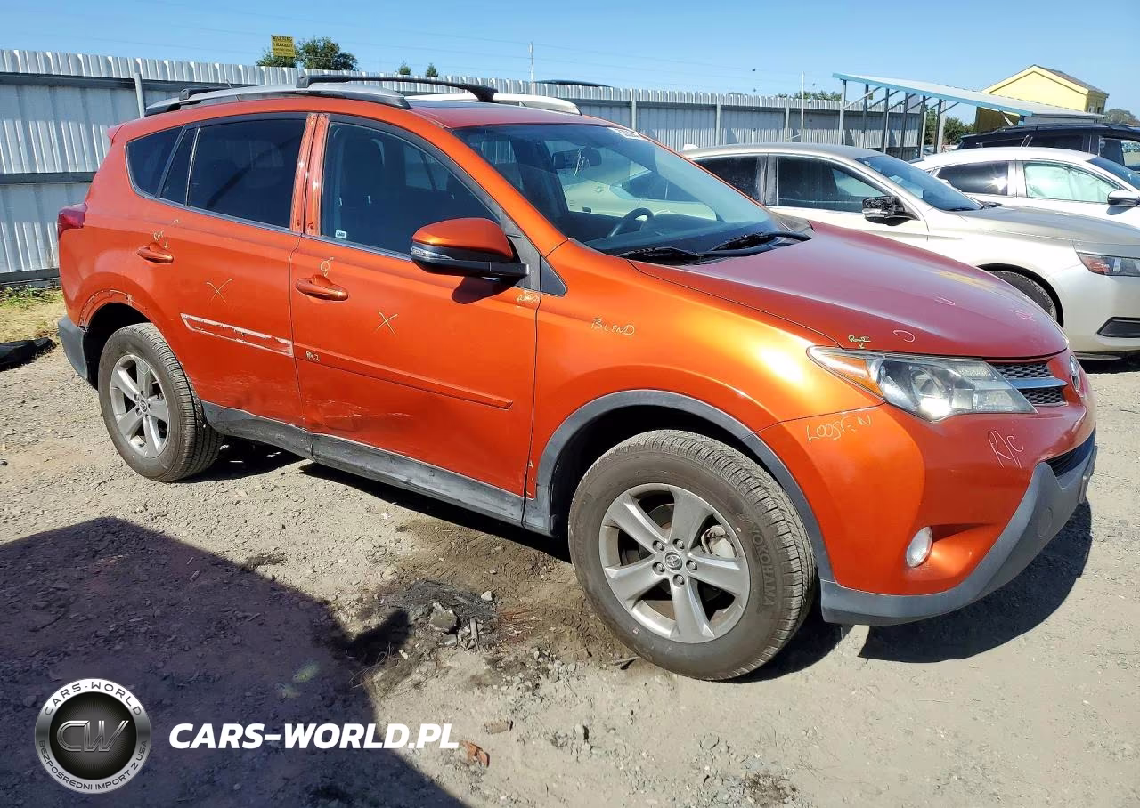 2015 Toyota Rav4 Xle VIN:2T3WFREV8FW144255 - 4