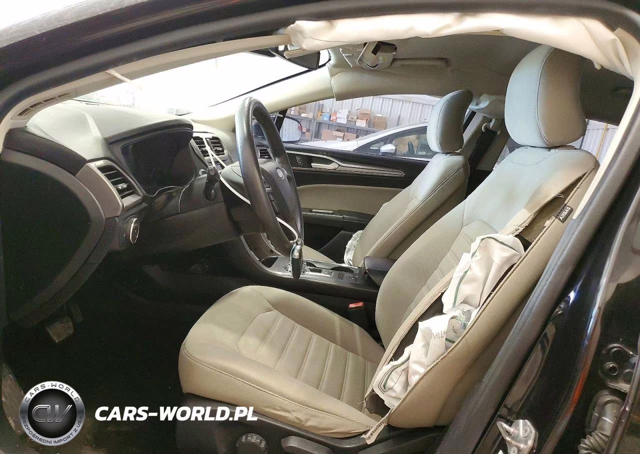 2019 Ford Fusion S VIN:3FA6P0G76KR280962 - 7