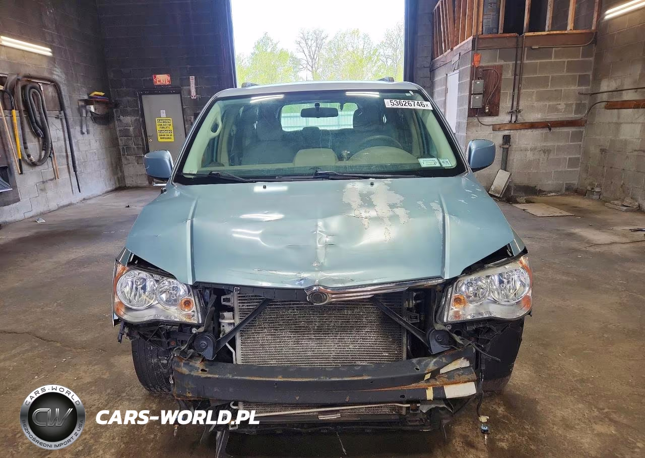 2008 Chrysler Town & Country Touring VIN:2A8HR54P88R696906 - 5