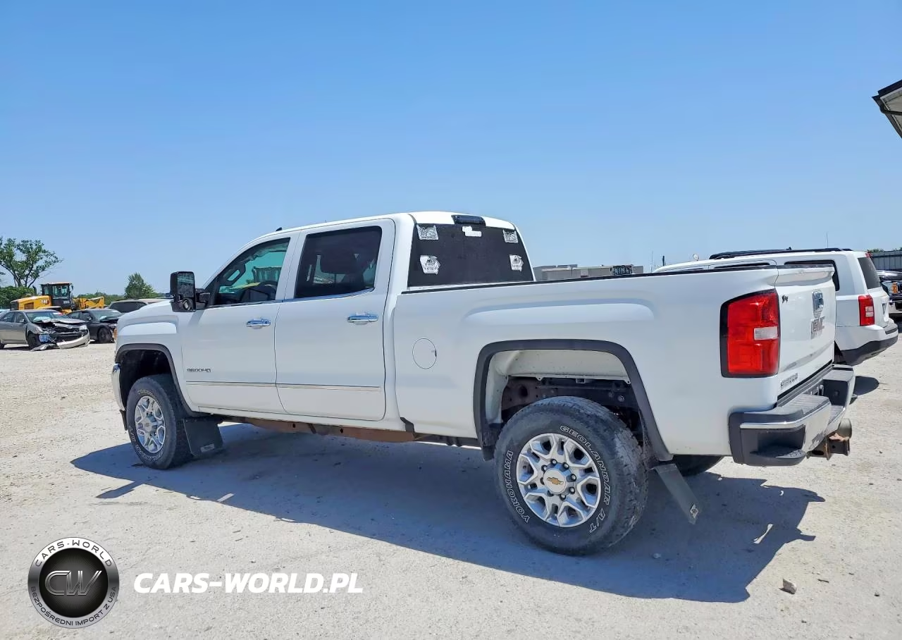 2018 GMC Sierra K2500 Heavy Duty VIN:1GT12REY9JF108228 - 2