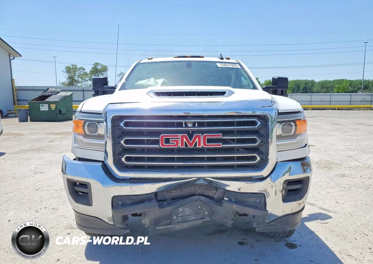 2018 GMC Sierra K2500 Heavy Duty VIN:1GT12REY9JF108228 - 5