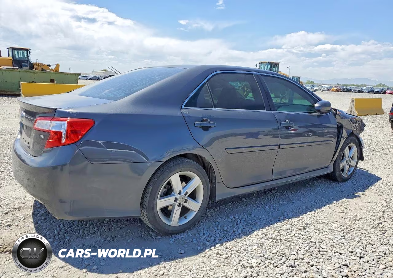 2013 Toyota Camry Se VIN:4T1BF1FK4DU638106 - 3