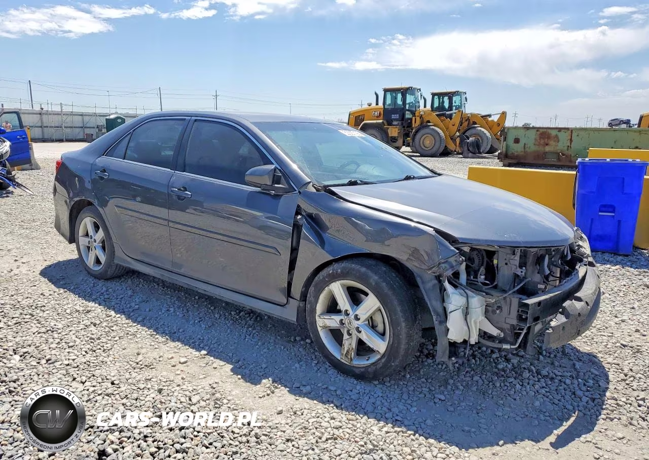 2013 Toyota Camry Se VIN:4T1BF1FK4DU638106 - 4