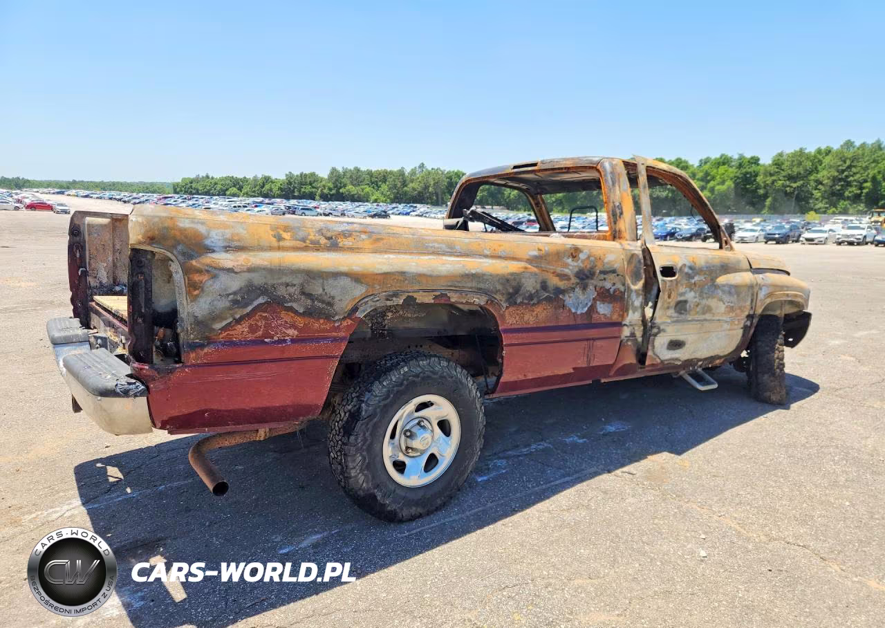 1996 Dodge Ram 1500 VIN:1B7HF16Z0TS694968 - 3