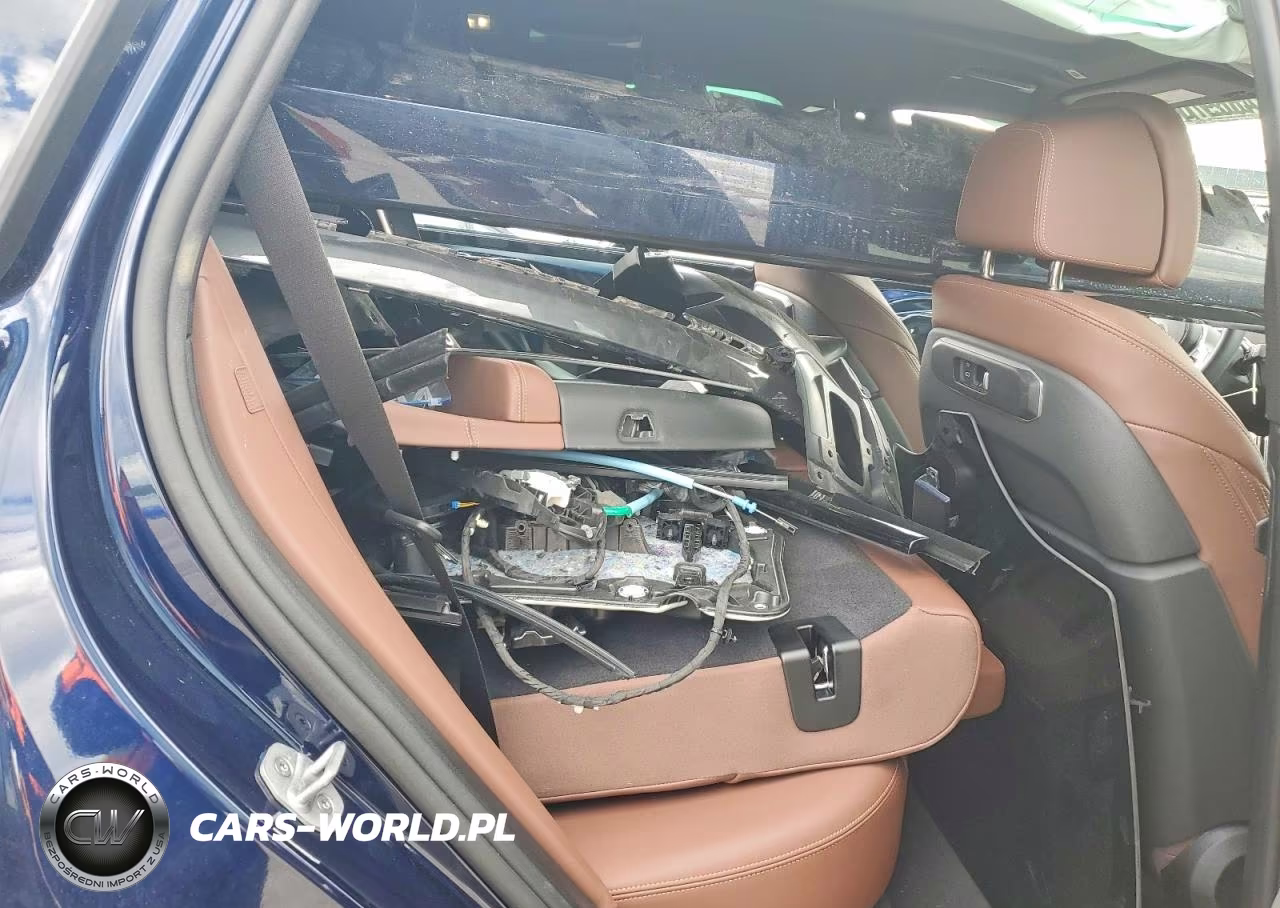 2026 BMW X5 xDrive50E VIN:5UX43EU09T9084138 - 10
