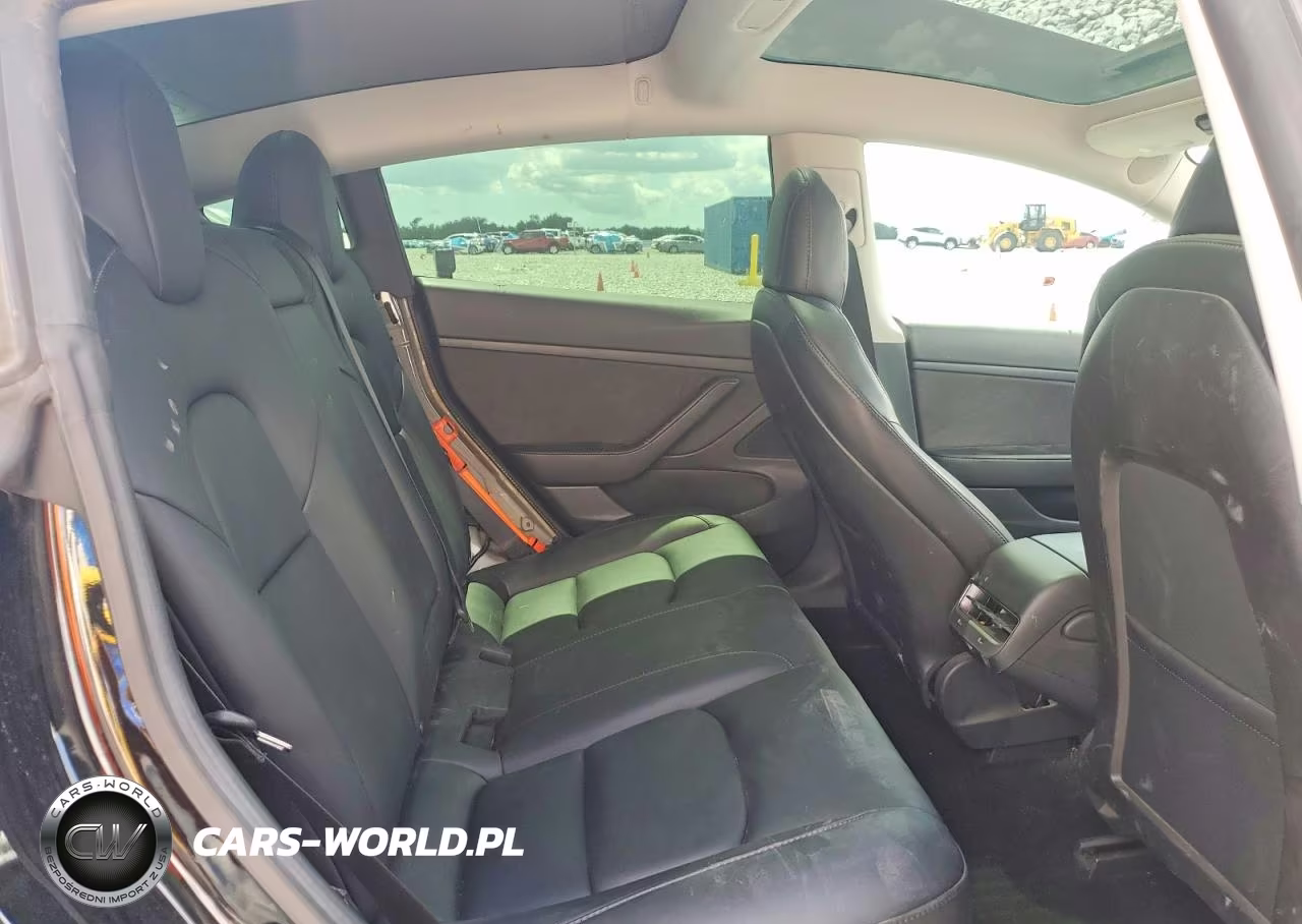 2020 Tesla Model 3 VIN:5YJ3E1EA7LF645580 - 10