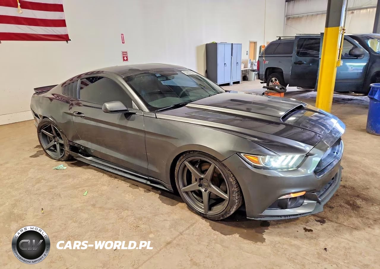 2016 Ford Mustang VIN:1FA6P8TH6G5325731 - 4
