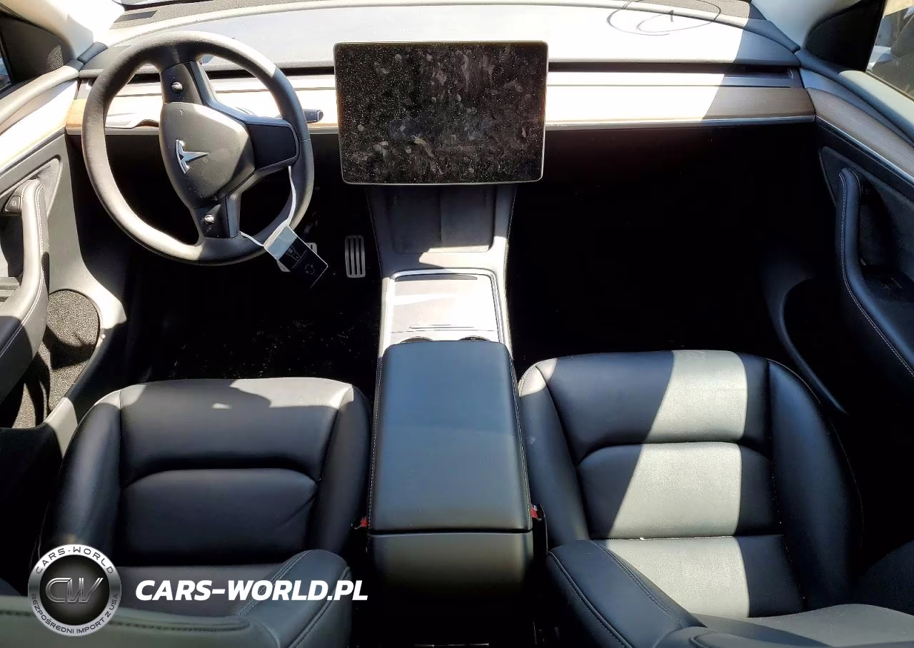 2024 Tesla Model Y VIN:7SAYGDEF7RF043335 - 8