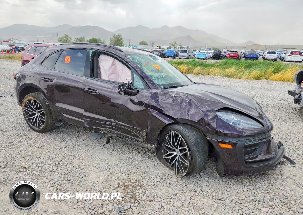 2023 Porsche Macan Base VIN:WP1AA2A54PLB07759 - 4