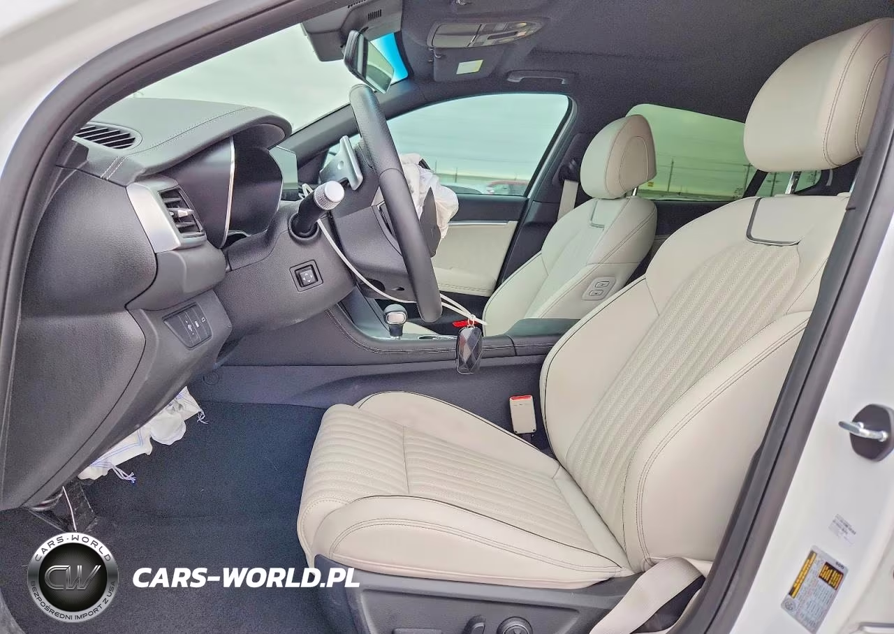 2025 Genesis G70 2.5T Sport Prestige VIN:KMTG34SC8SU148804 - 7