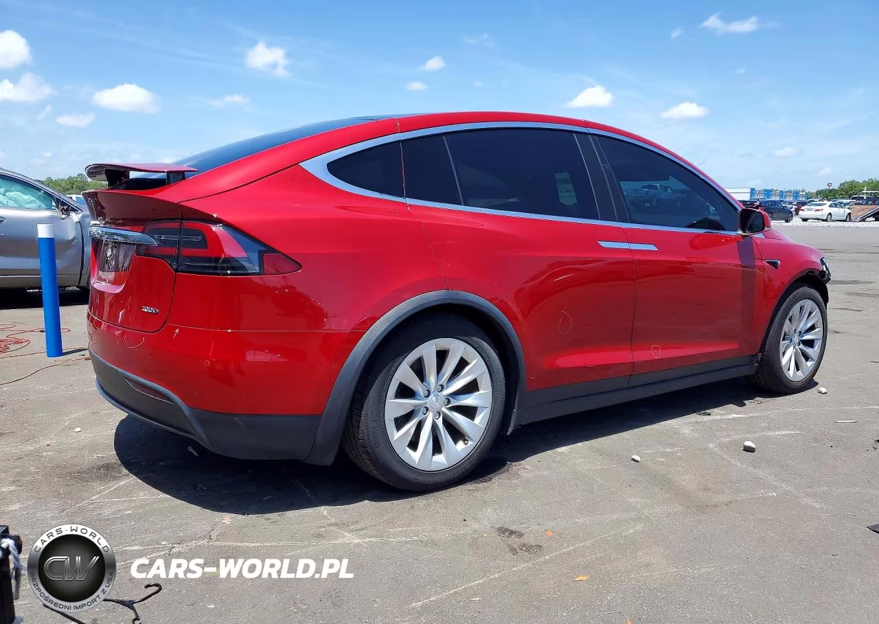 2017 Tesla Model X VIN:5YJXCAE28HF060241 - 3