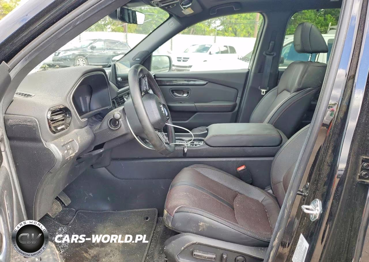 2025 Honda Pilot Black VIN:5FNYG1H94SB121724 - 7