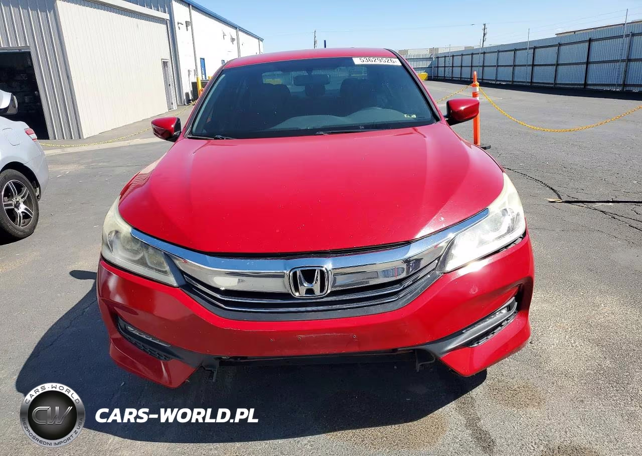 2017 Honda Accord Sport VIN:1HGCR2F5XHA048825 - 5