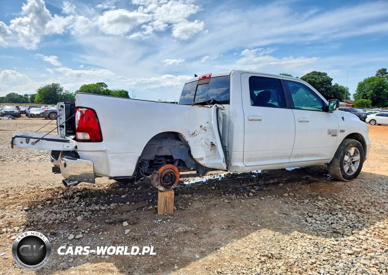 2019 Ram 1500 Classic Slt VIN:1C6RR6TT6KS643943 - 3