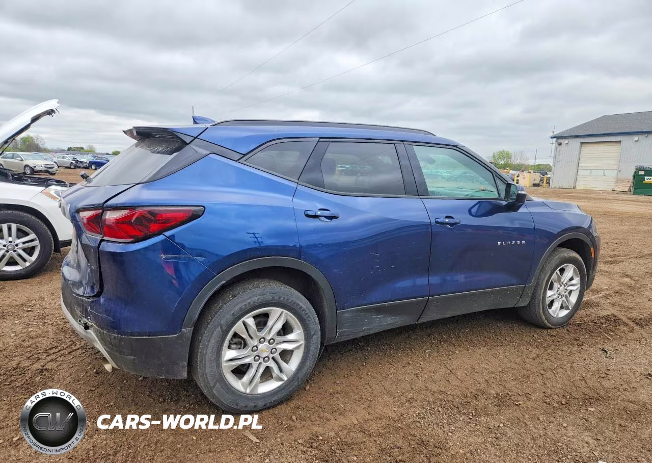 2022 Chevrolet Blazer 2Lt VIN:3GNKBHR44NS219414 - 3