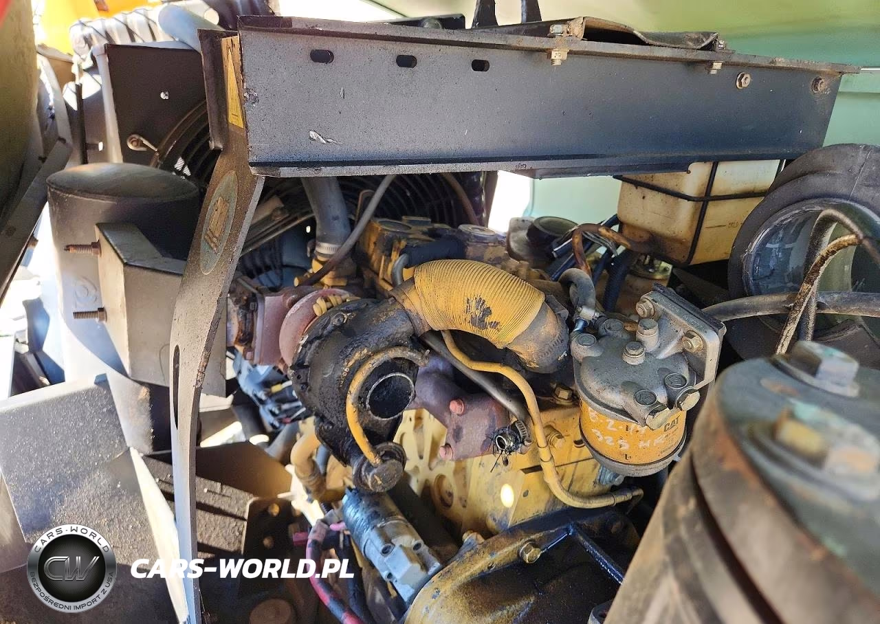 2004 Sullair Air Compressor VIN:201401280016 - 7
