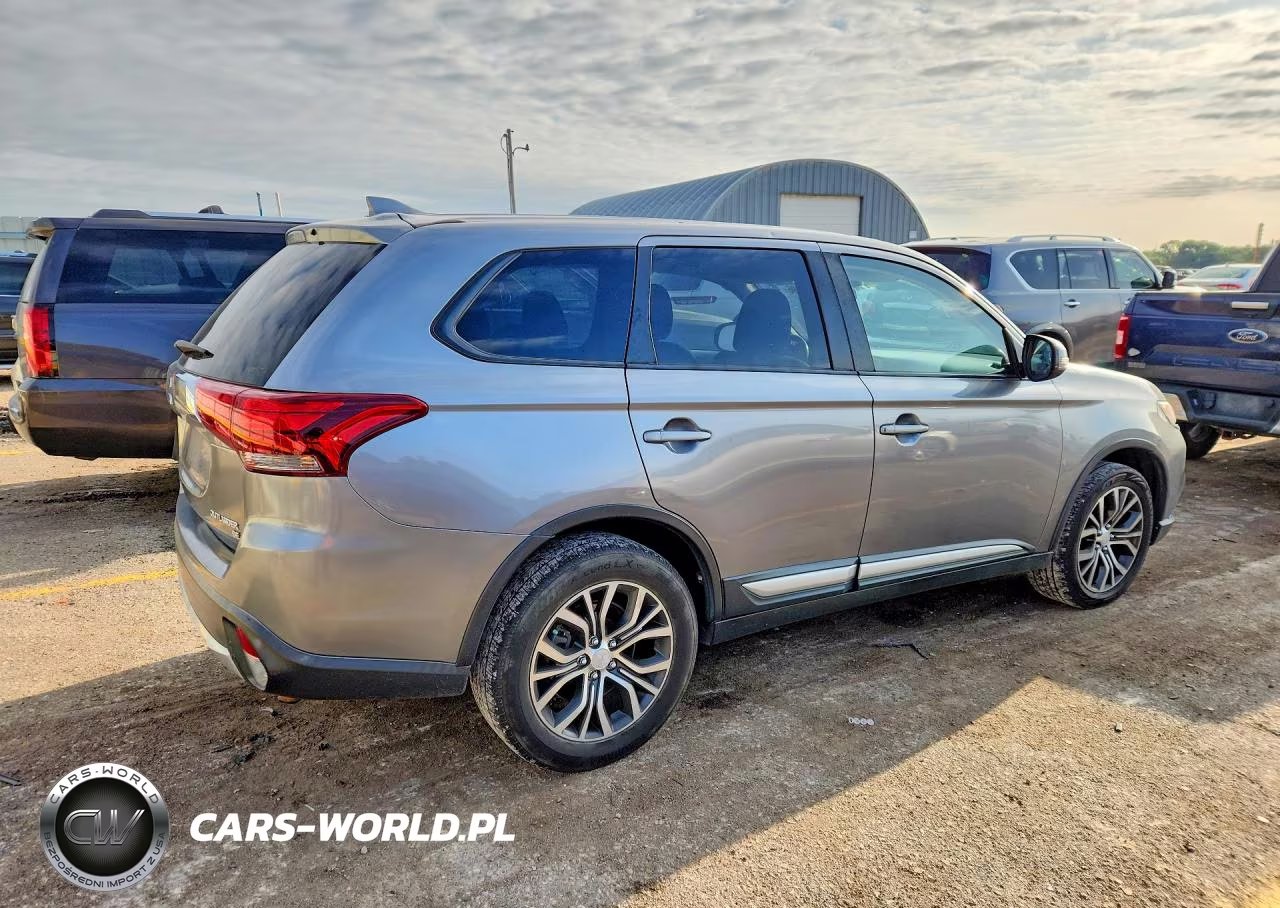 2018 Mitsubishi Outlander Se VIN:JA4AZ3A36JZ025223 - 3