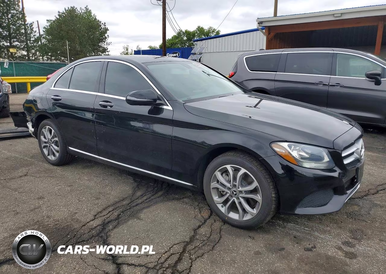 2018 Mercedes-Benz C 300 4Matic VIN:55SWF4KB6JU241934 - 4