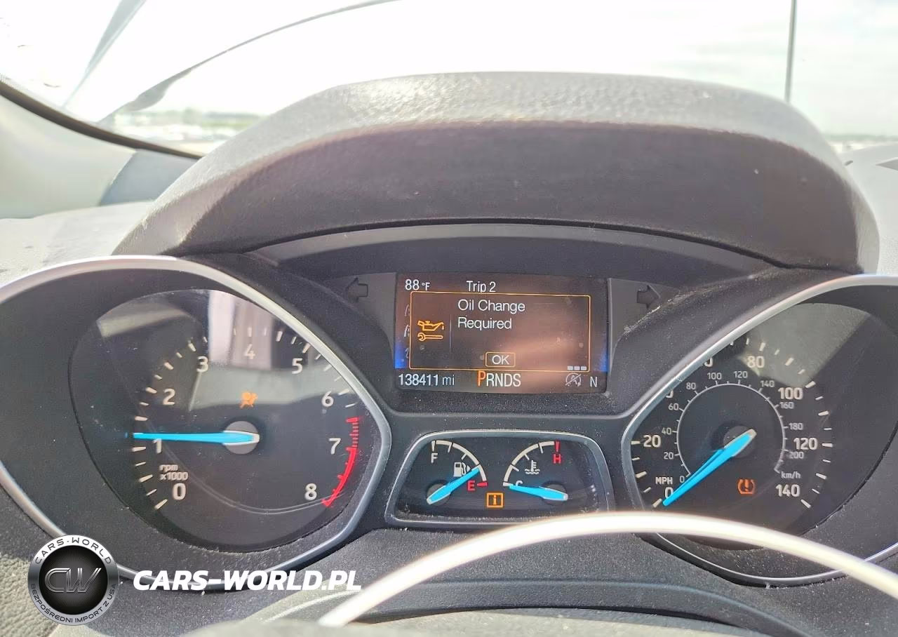 2017 Ford Escape Se VIN:1FMCU0GDXHUC94324 - 9