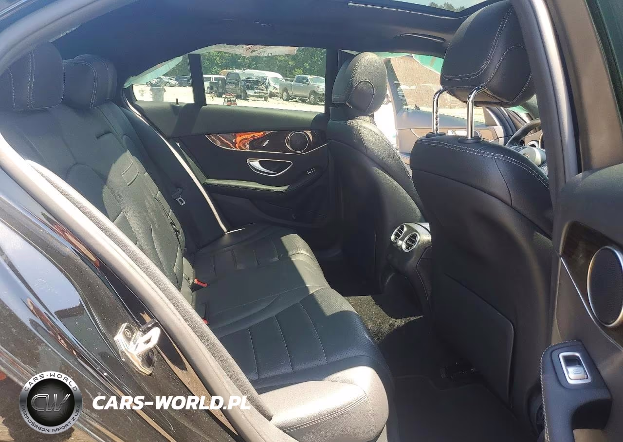 2018 Mercedes-Benz C 300 4Matic VIN:WDDWF4KB1JR413501 - 10