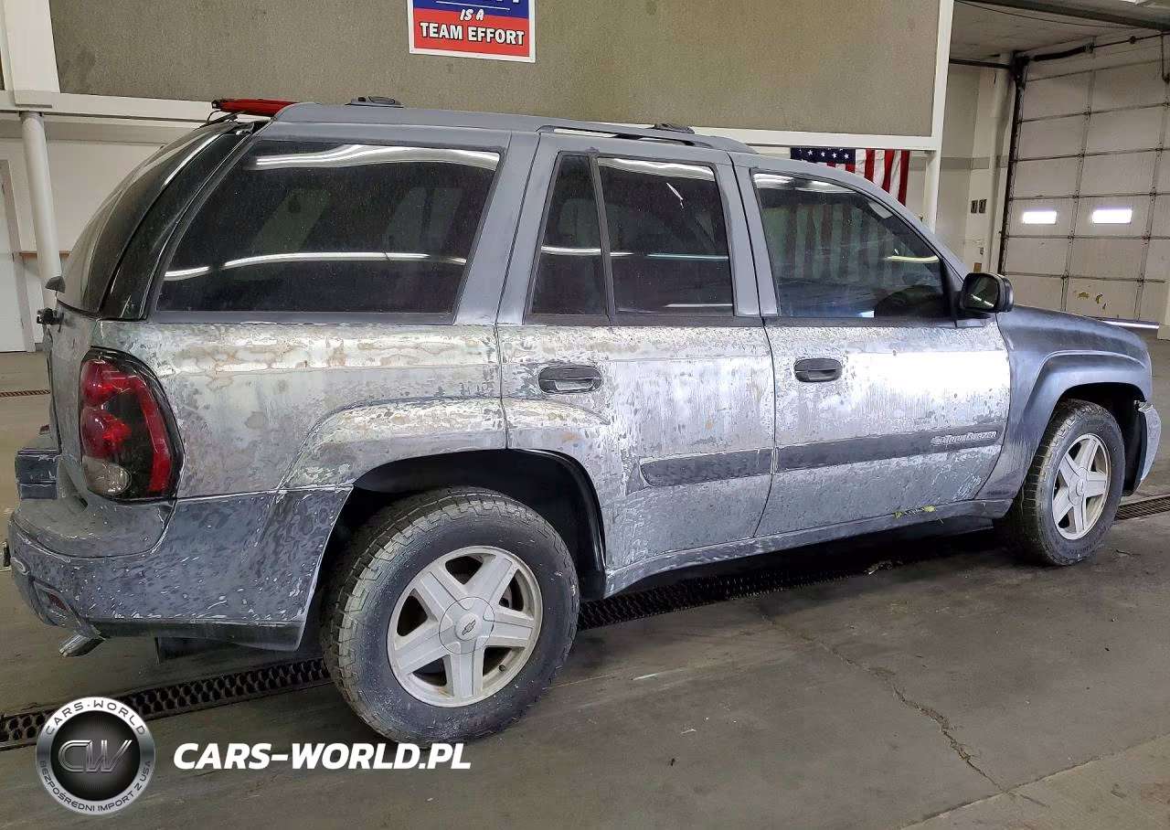 2003 Chevrolet Trailblazer VIN:1GNDT13S232279902 - 3
