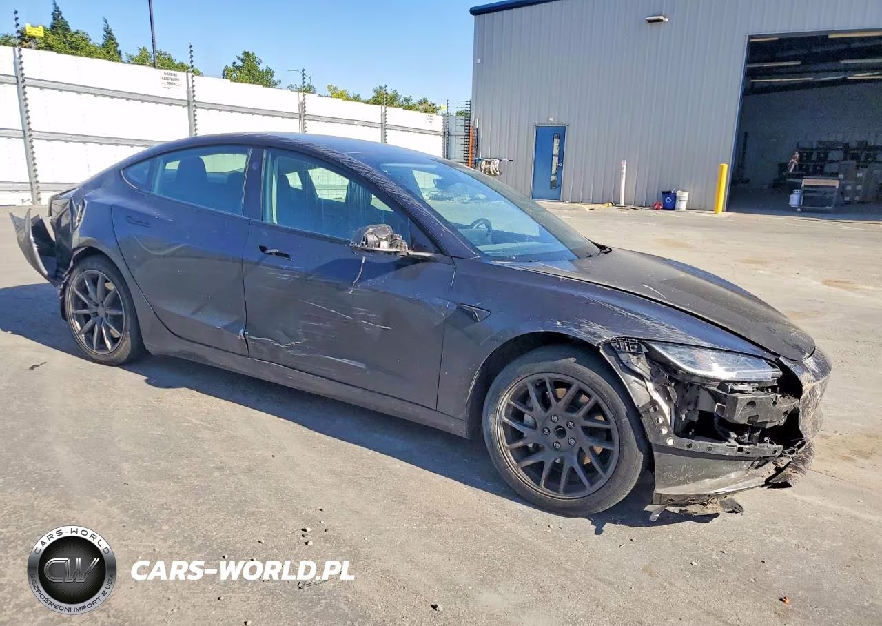 2024 Tesla Model 3 VIN:5YJ3E1EA2RF731095 - 4