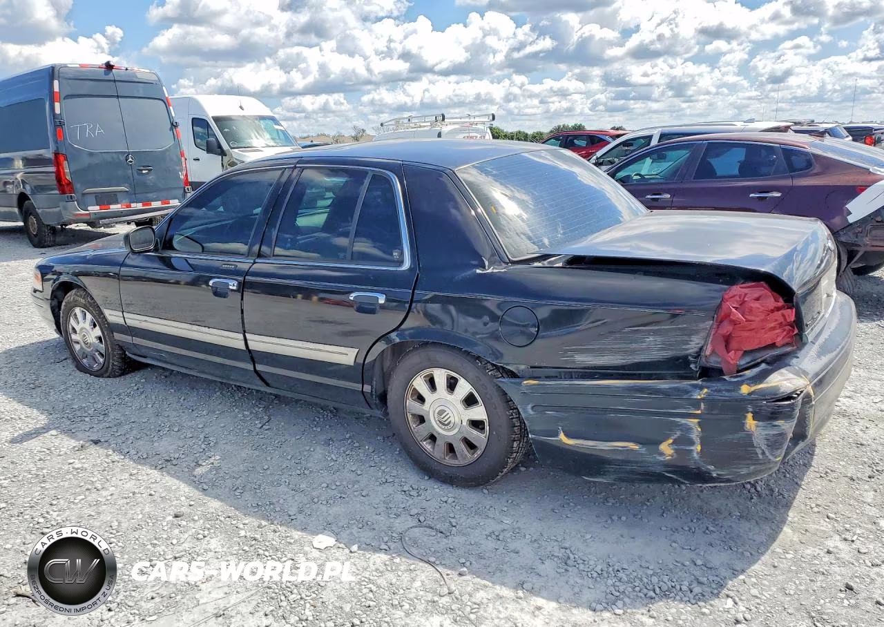 2007 Ford Crown Vic VIN:2FDFP74V17X103341 - 2