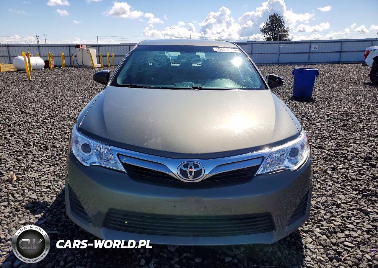 2014 Toyota Camry Le VIN:4T1BF1FK4EU810796 - 5